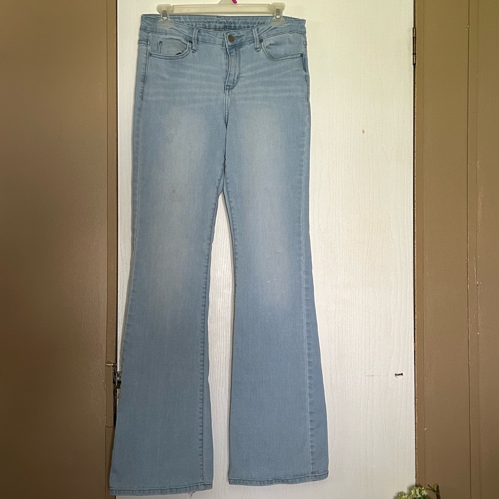 Jeans - Picture 2 of 15